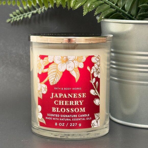 BBW Japanese Cherry Blossom Bath & Body Works Single Wick Candle - Picture 1 of 10